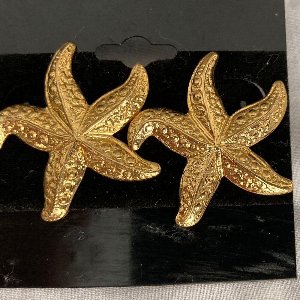NWT Starfish Stud Earrings, Costume Jewelry